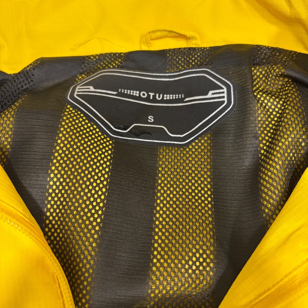 OTU Waterproof Raincoat - Bright Yellow Size S - Picture 12 of 14